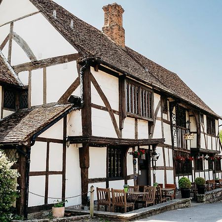 The Crown Inn 치딩폴드 외부 사진