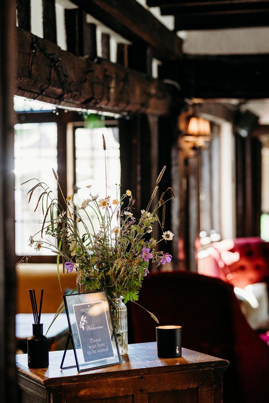 The Crown Inn 치딩폴드 외부 사진