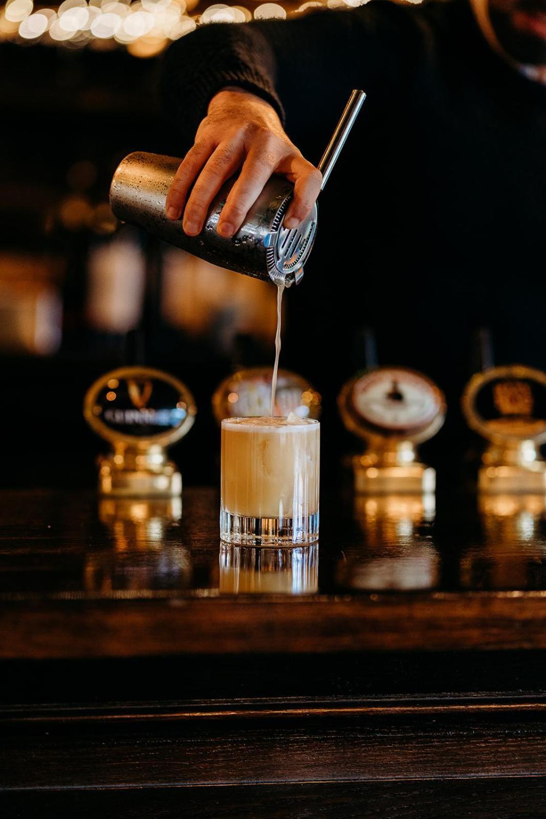 The Crown Inn 치딩폴드 외부 사진