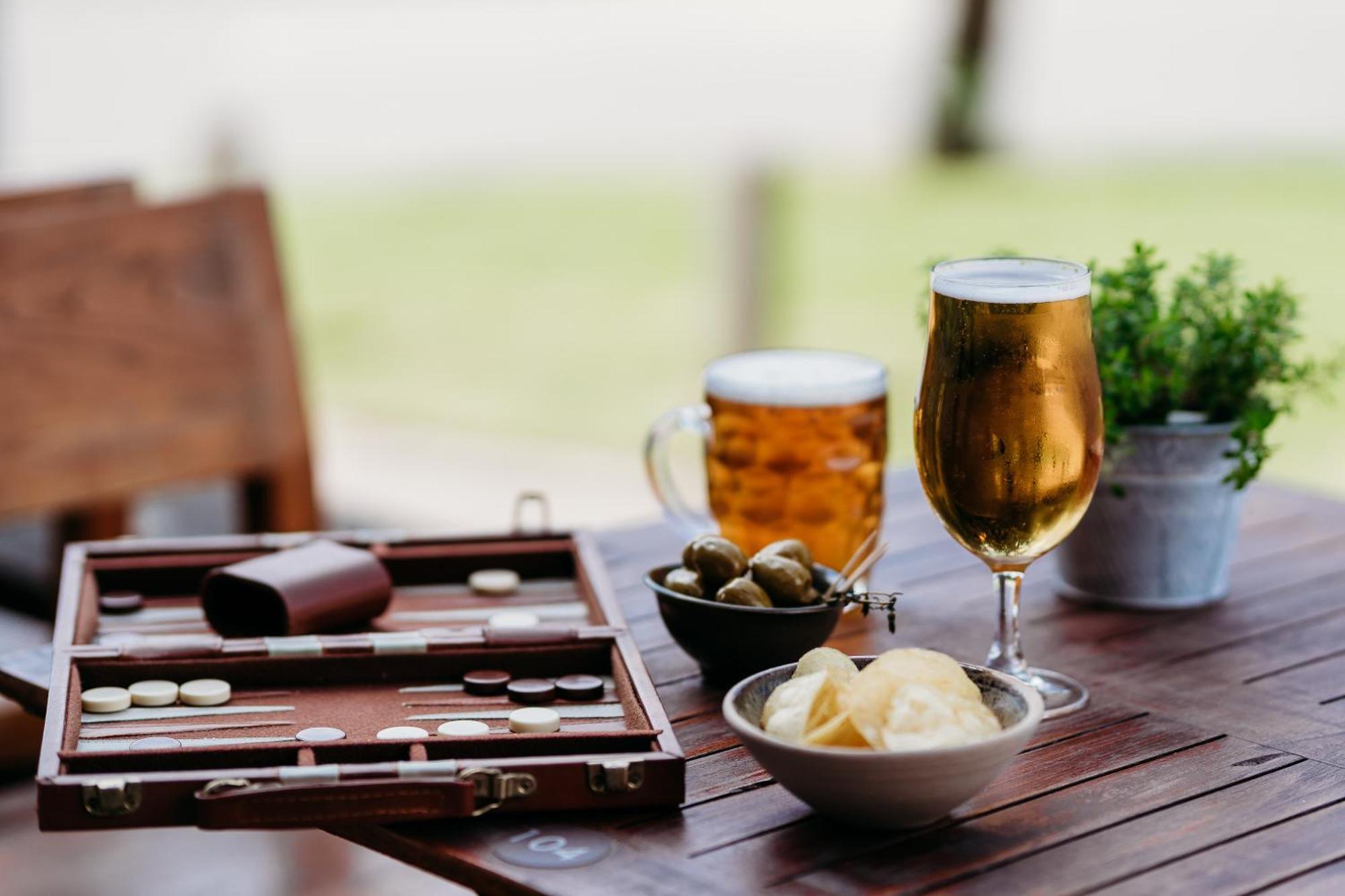 The Crown Inn 치딩폴드 외부 사진